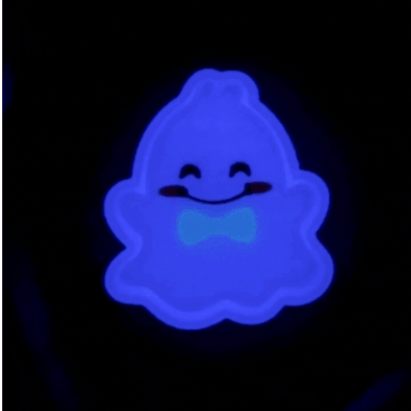 👻 Spooky Glowing Ghost Boy Clicker 👻